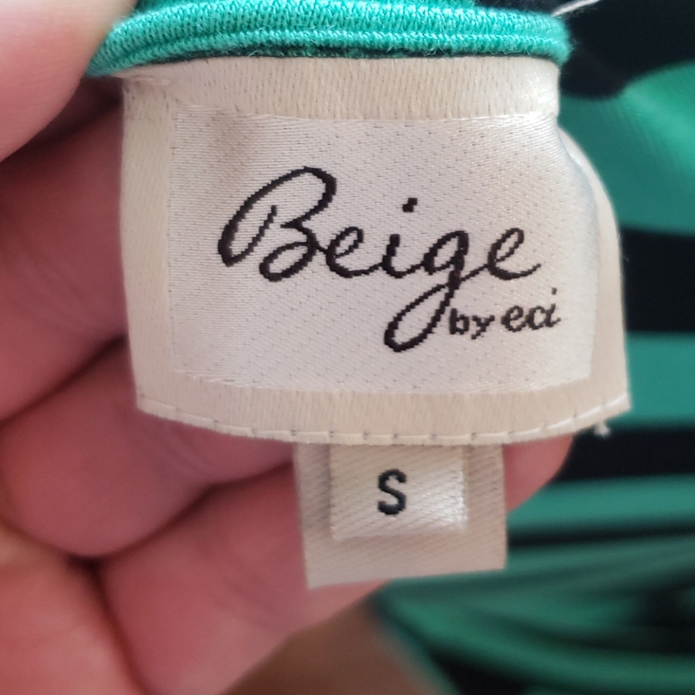 Dress - Picture 4 of 6